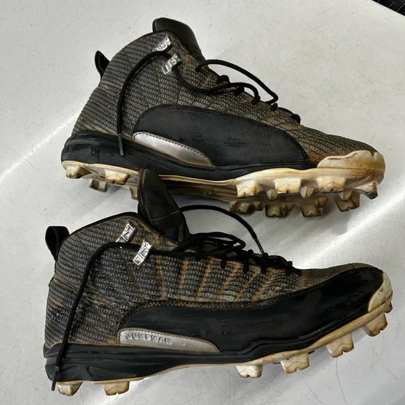 Jordan 12 Molded Cleats - Picture 2 of 6